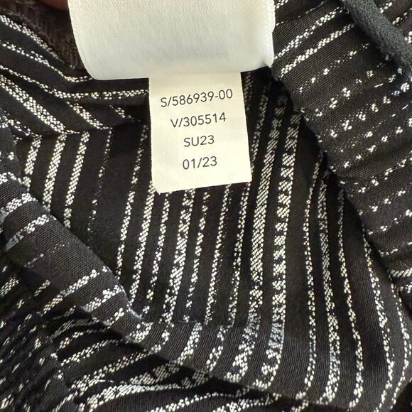 Athleta Black White Amara Stripe Arrival Ankle Pull On Pants Size 4 P Petite - Picture 12 of 13